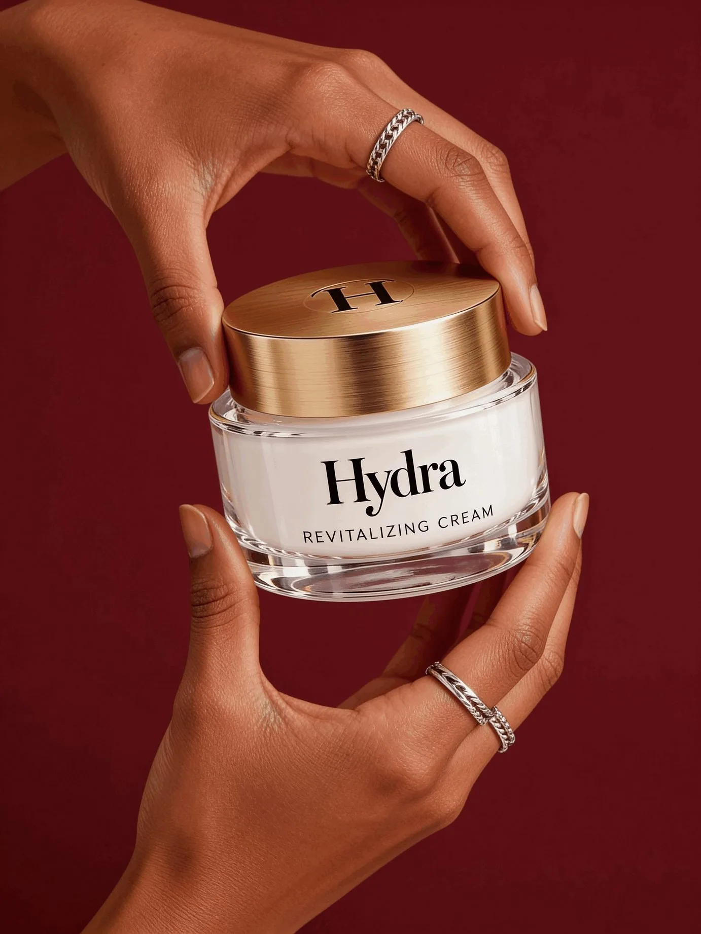 Hydra Luxury Fragrance Social Campaign Post 5
